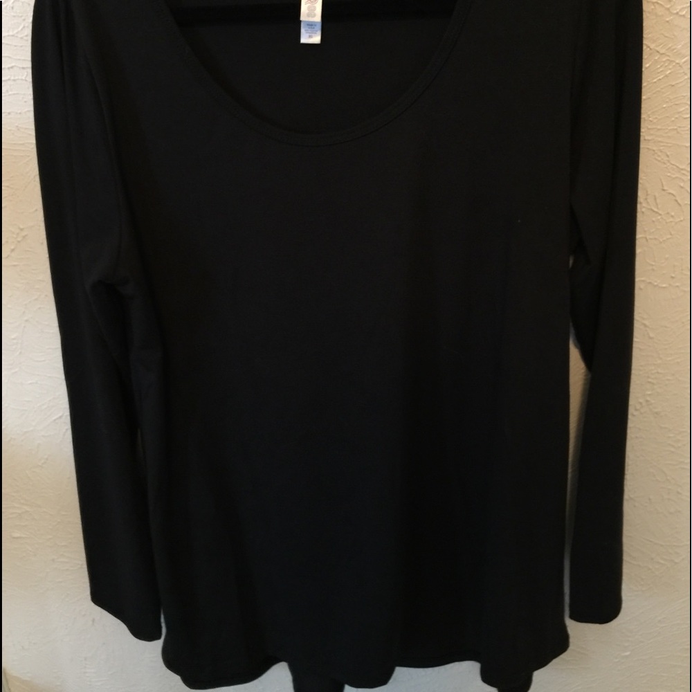 LulaRoe Long Sleeve Hi/low hem XL